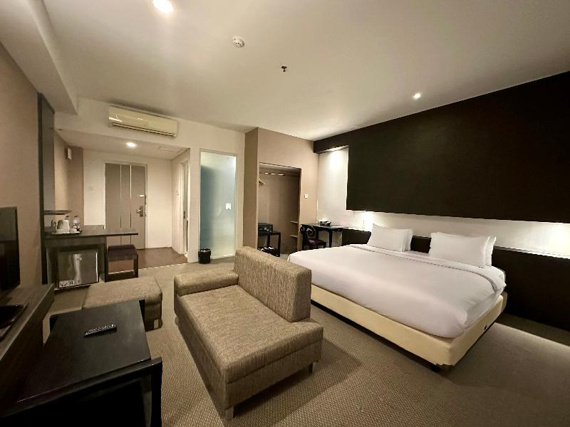 Yasmin Hotel Karawaci - Oda