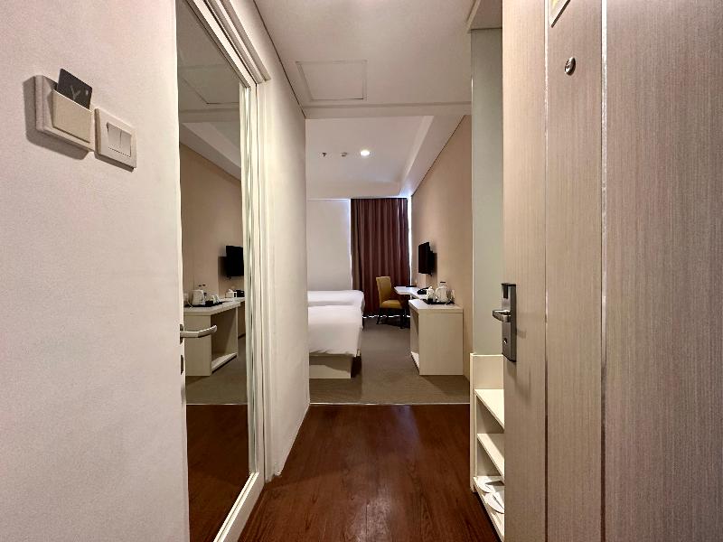 Yasmin Hotel Karawaci - Oda
