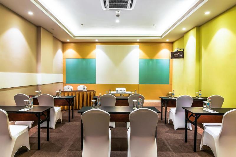 Zest Hotel Harbourbay Batam - Toplantı