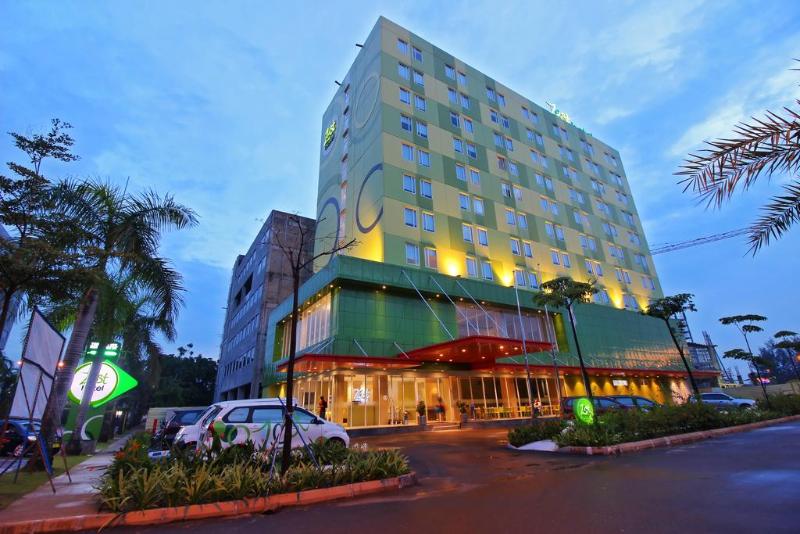 Zest Hotel Harbourbay Batam - Genel