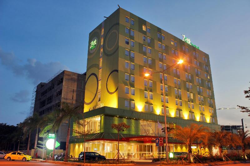 Zest Hotel Harbourbay Batam - Genel