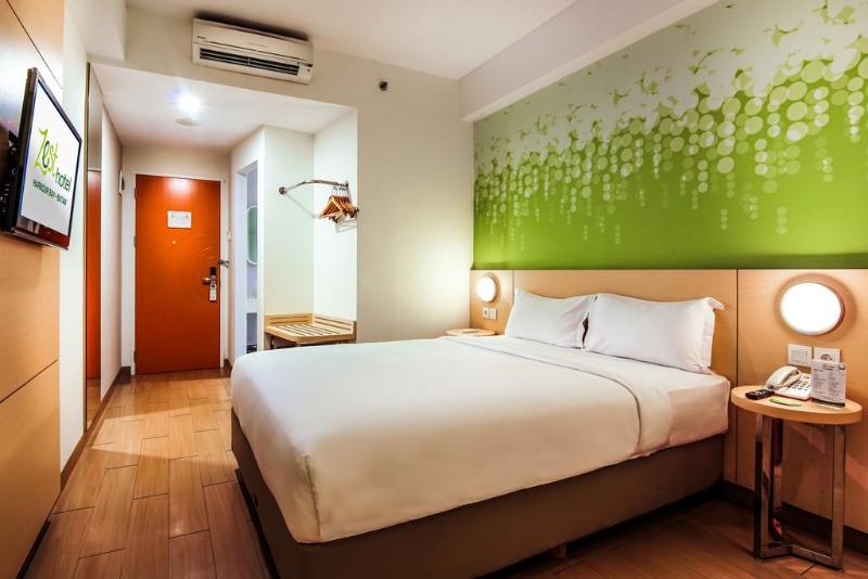 Zest Hotel Harbourbay Batam - Oda