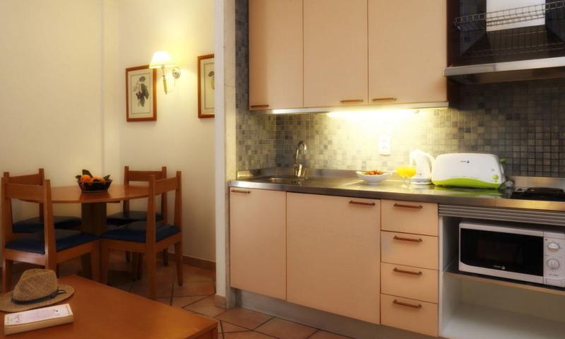 Oceanus Aparthotel - Oda