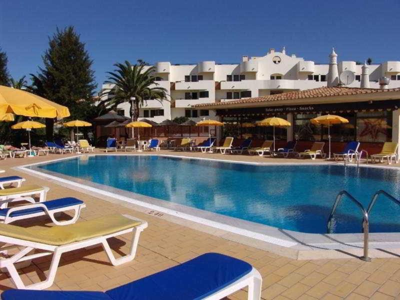 Oceanus Aparthotel - Havuz