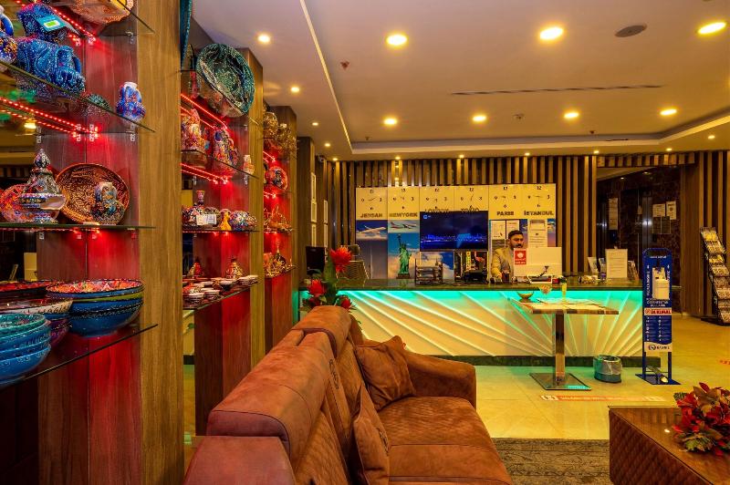 Grand Palace Hotel - Lobi