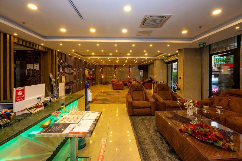Grand Palace Hotel - Lobi