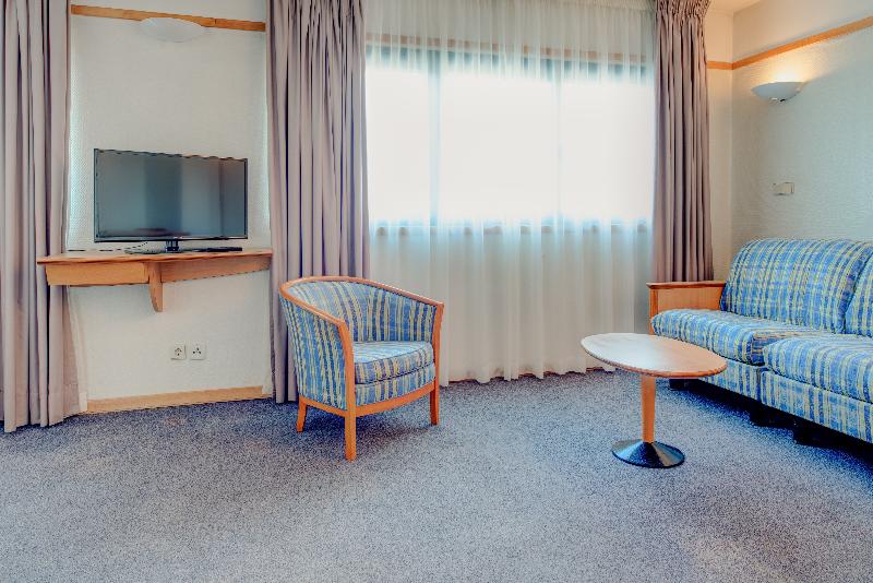 VIP Executive Eden Aparthotel - Oda
