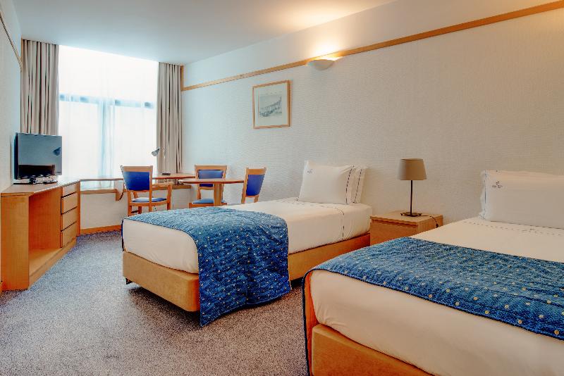 VIP Executive Eden Aparthotel - Oda