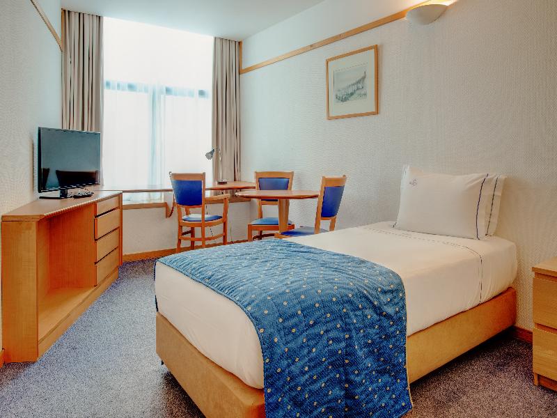 VIP Executive Eden Aparthotel - Oda