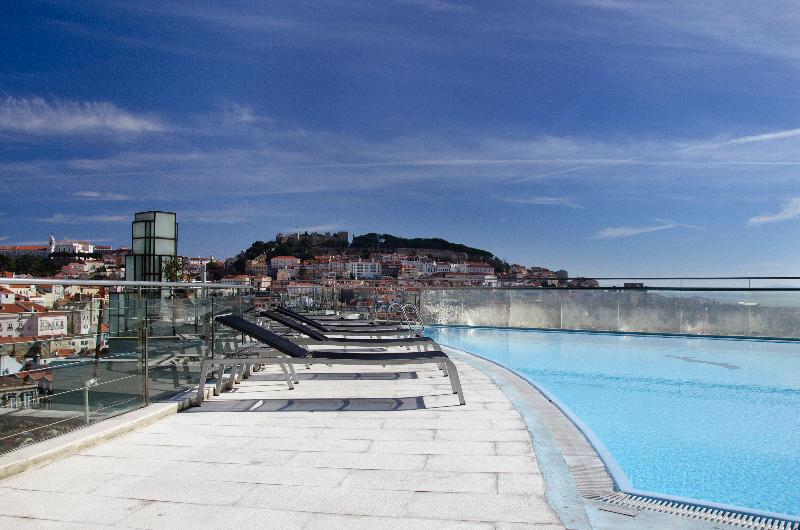 VIP Executive Eden Aparthotel - Havuz