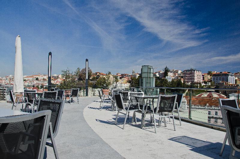 VIP Executive Eden Aparthotel - Havuz