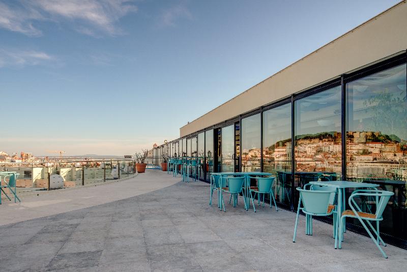 VIP Executive Eden Aparthotel - Teras