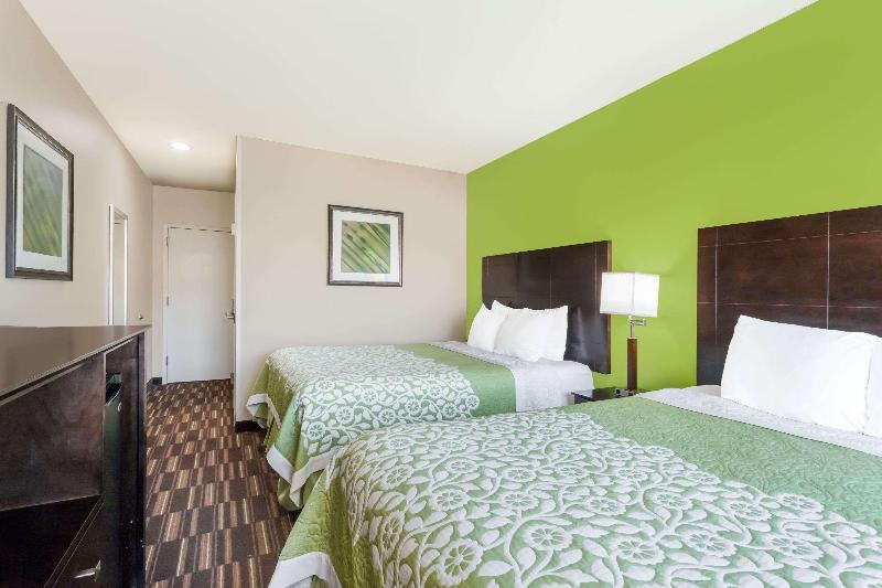 Days Inn & Suites by Wyndham Jamaica JFK Airport - Oda