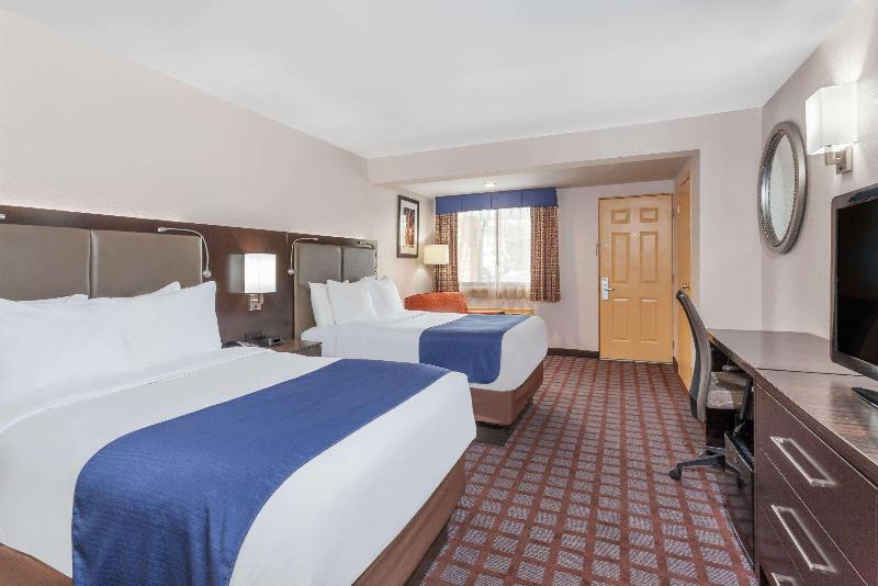Days Inn by Wyndham Woodbury Long Island - Oda