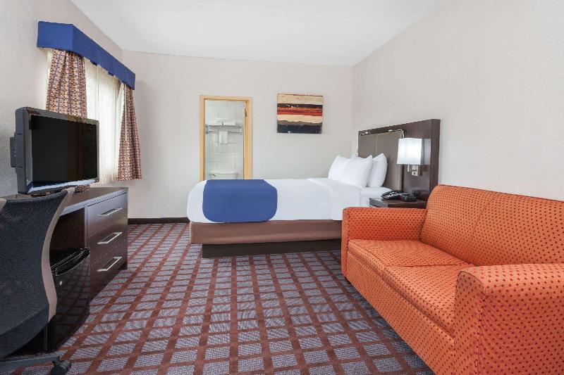 Days Inn by Wyndham Woodbury Long Island - Oda