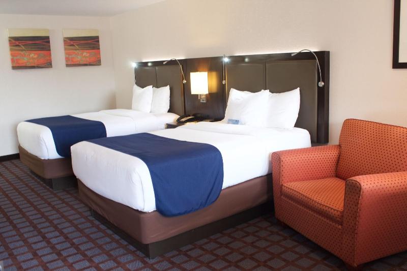 Days Inn by Wyndham Woodbury Long Island - Oda