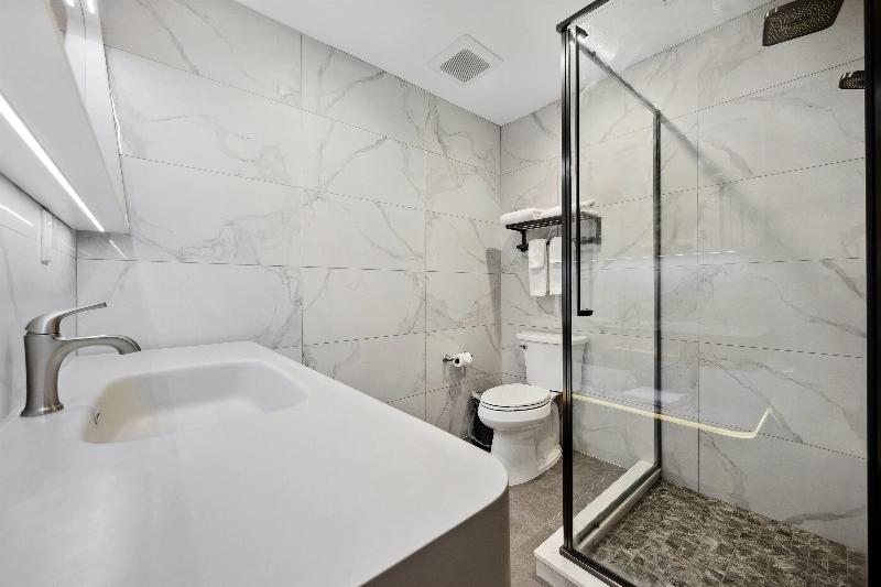 Ramada by Wyndham Flushing Queens - Oda