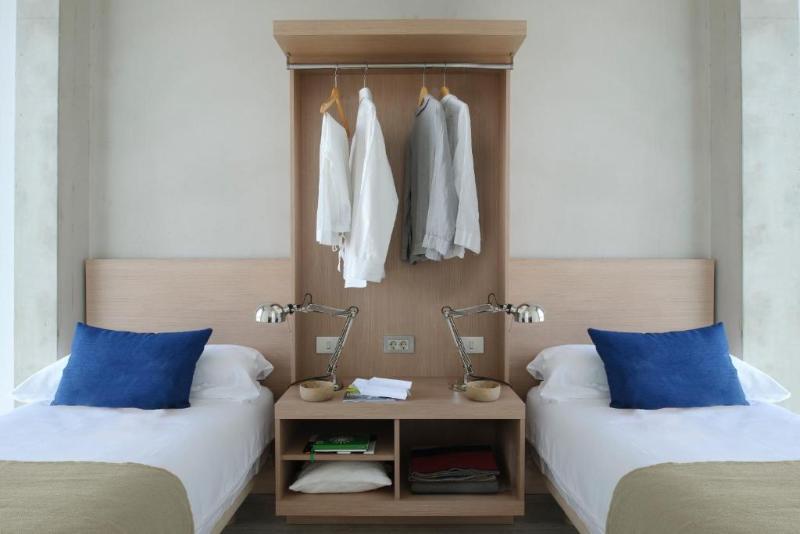 Eric Vokel Amsterdam Suites - Oda