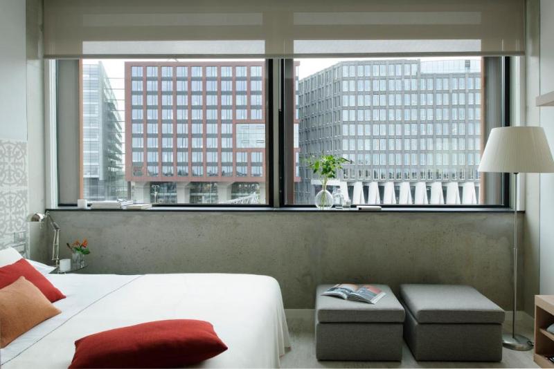 Eric Vokel Amsterdam Suites - Oda