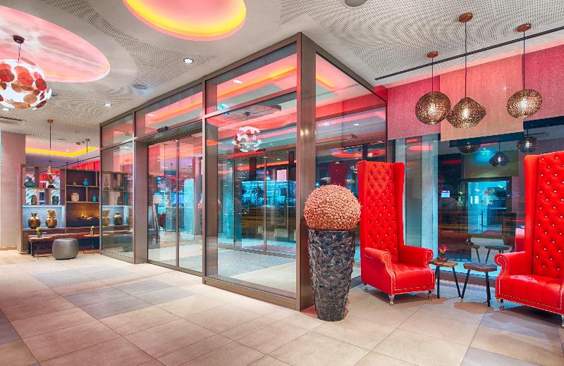 Leonardo Hotel Munich City South - Lobi