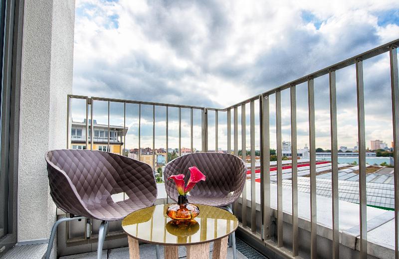 Leonardo Hotel Munich City South - Teras