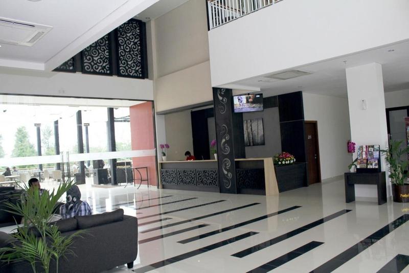 Padjadjaran Suites Resort & Convention Hotel - Lobi