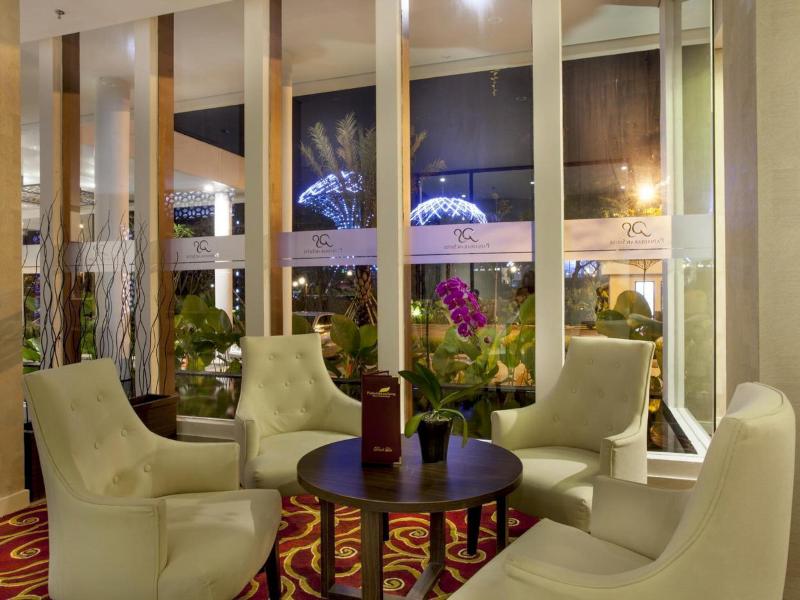 Padjadjaran Suites Resort & Convention Hotel - Lobi