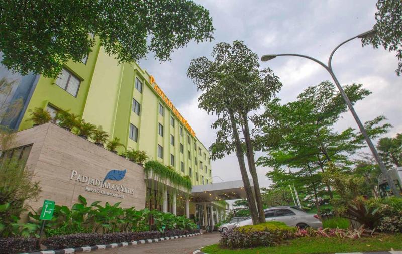 Padjadjaran Suites Resort & Convention Hotel - Genel