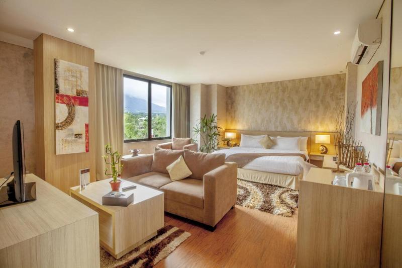 Padjadjaran Suites Resort & Convention Hotel - Oda
