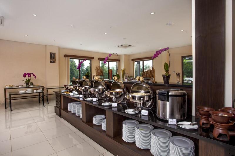 Padjadjaran Suites Resort & Convention Hotel - Restoran