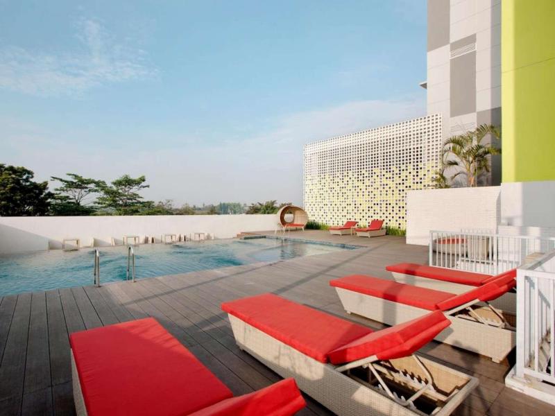 Shakti Hotel Bandung - Havuz
