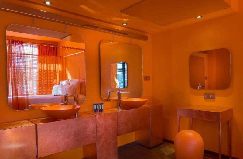 Off Paris Seine - Oda