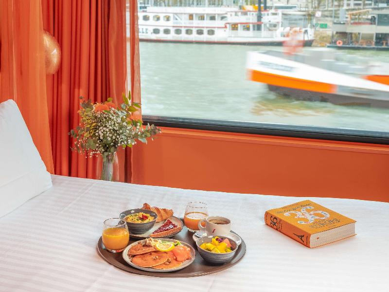 Off Paris Seine - Oda