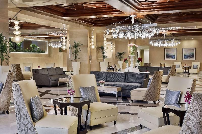 Hilton Suites Makkah - Lobi