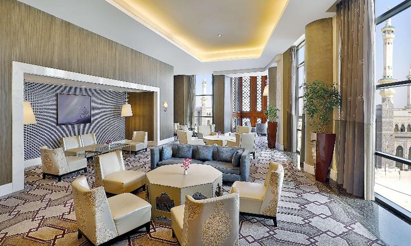 Hilton Suites Makkah - Lobi
