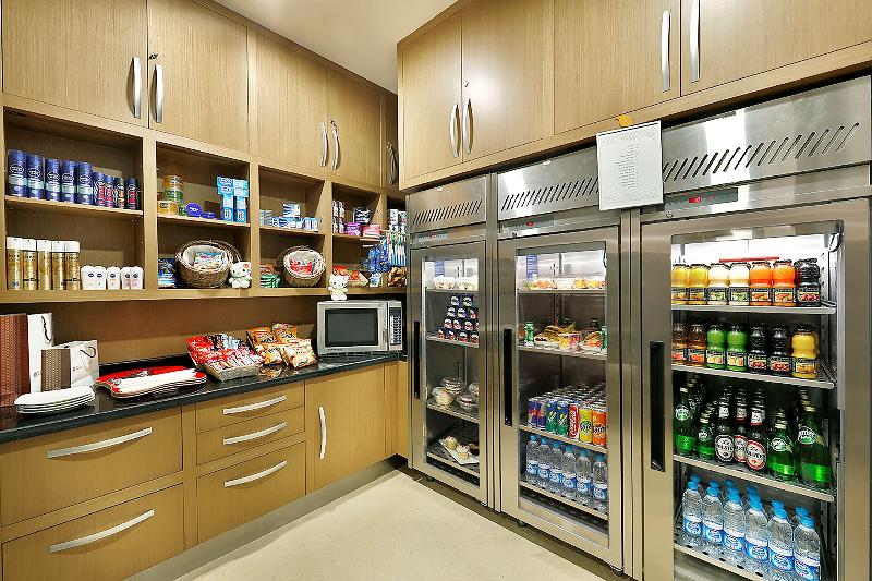 Hilton Garden Inn Tabuk - Restoran