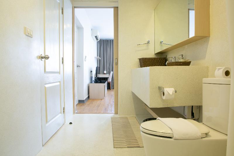 The Silver Palm Wellness Resort - Bangkok - Oda