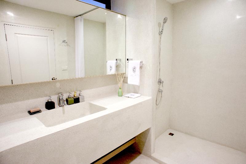 The Silver Palm Wellness Resort - Bangkok - Oda