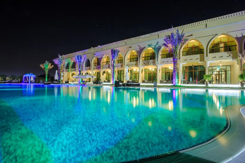 Western Hotel - Madinat Zayed - Havuz