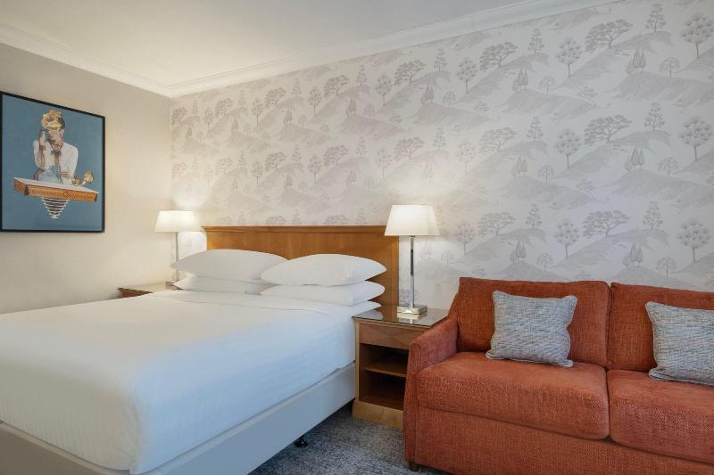 Delta Hotels Marriott Breadsall Priory CountryClub - Oda