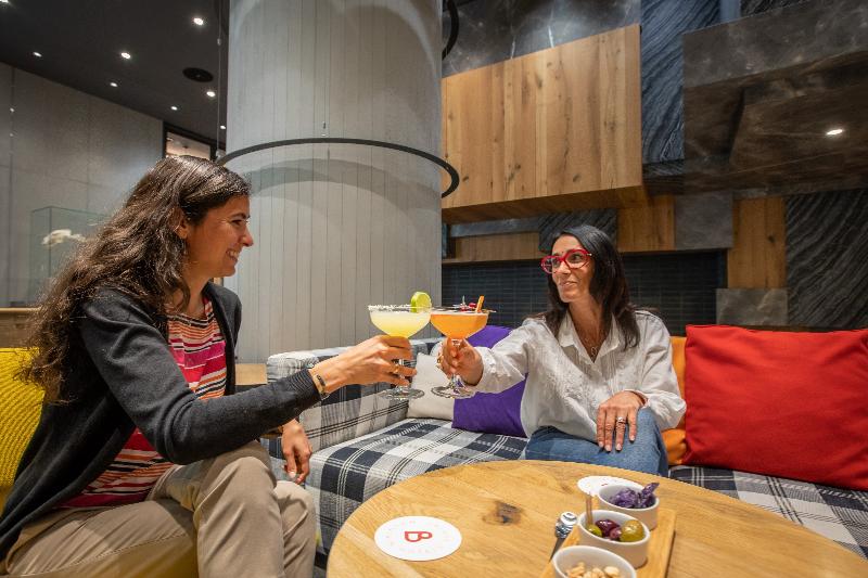 Alpina Eclectic Hotel - Bar