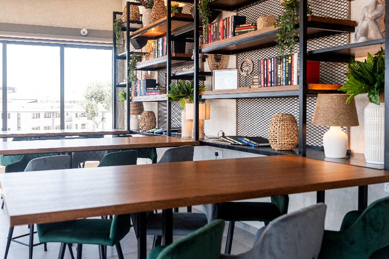 Rise Hotel - Genel