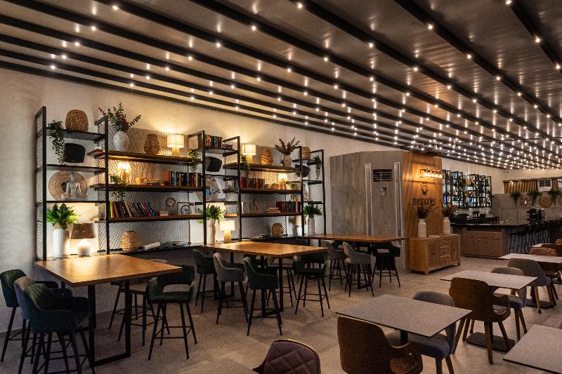 Rise Hotel - Genel