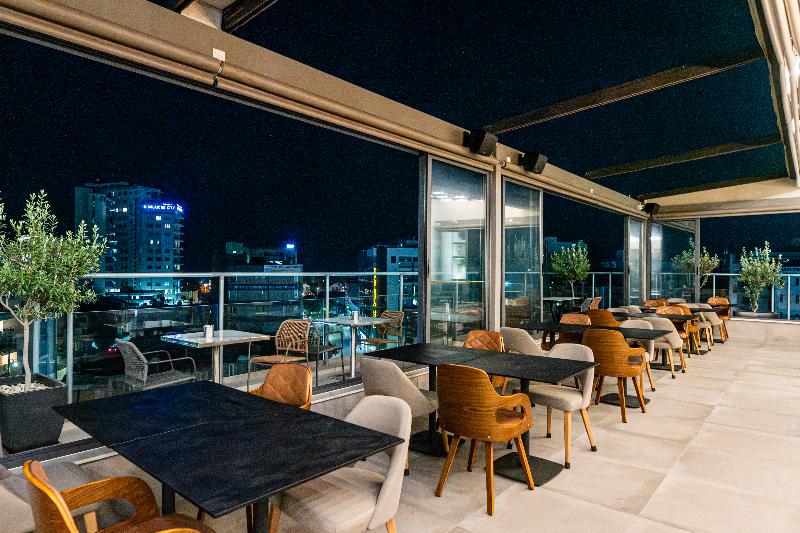 Rise Hotel - Genel