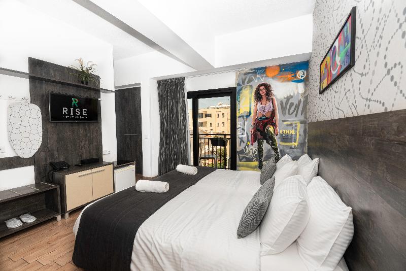 Rise Hotel - Oda