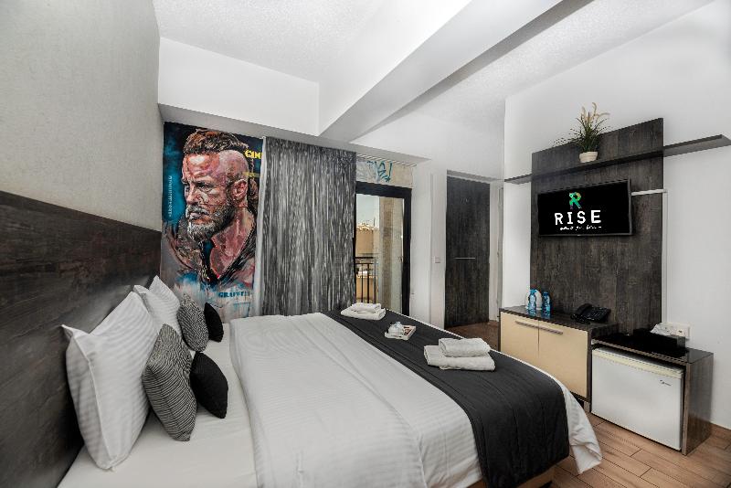 Rise Hotel - Oda