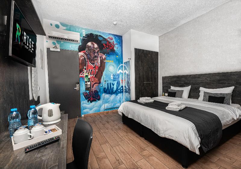 Rise Hotel - Oda