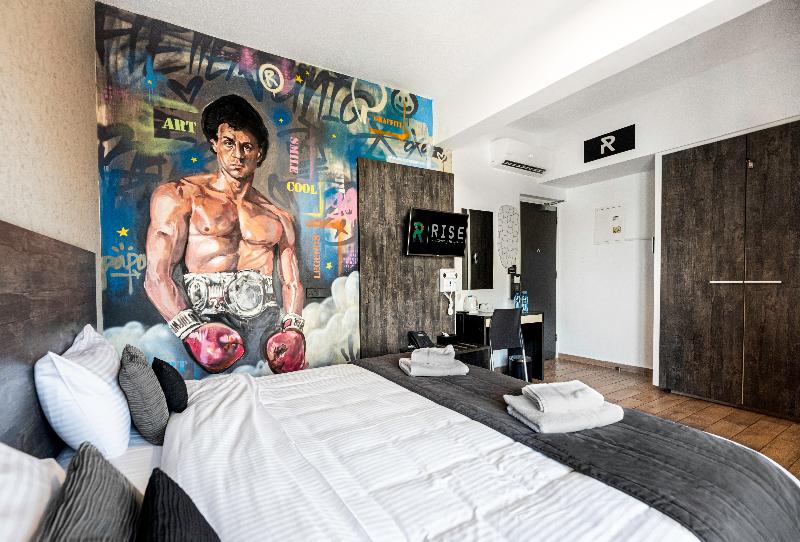 Rise Hotel - Oda