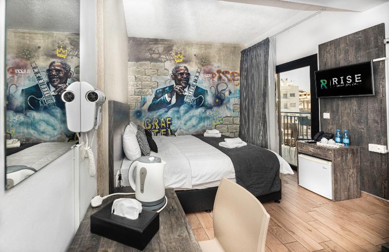 Rise Hotel - Oda