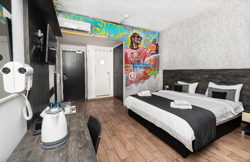 Rise Hotel - Oda